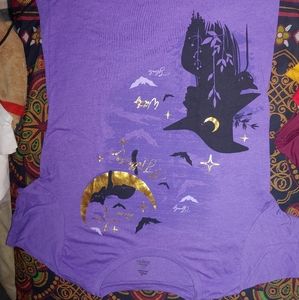 A comfy round neck t-shirt for Halloween